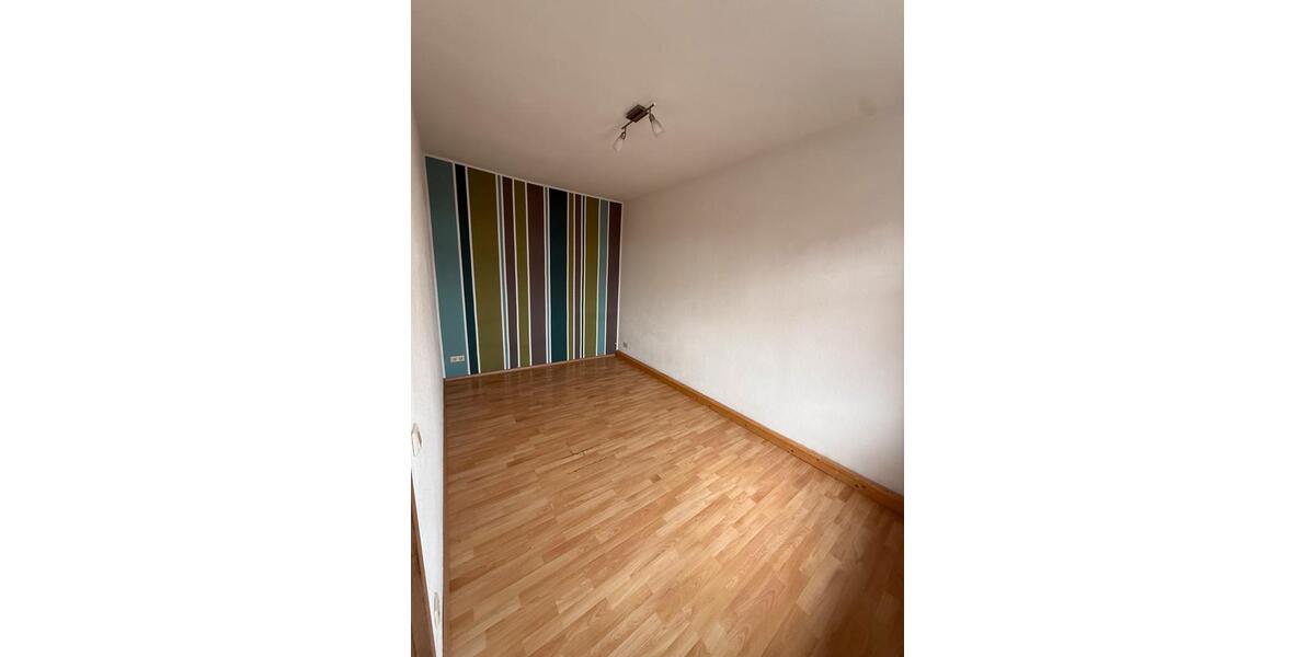 Etagenwohnung Aschersleben - 3 Zimmer, 60 m&sup2;, 380&euro; | Angebot:26226289