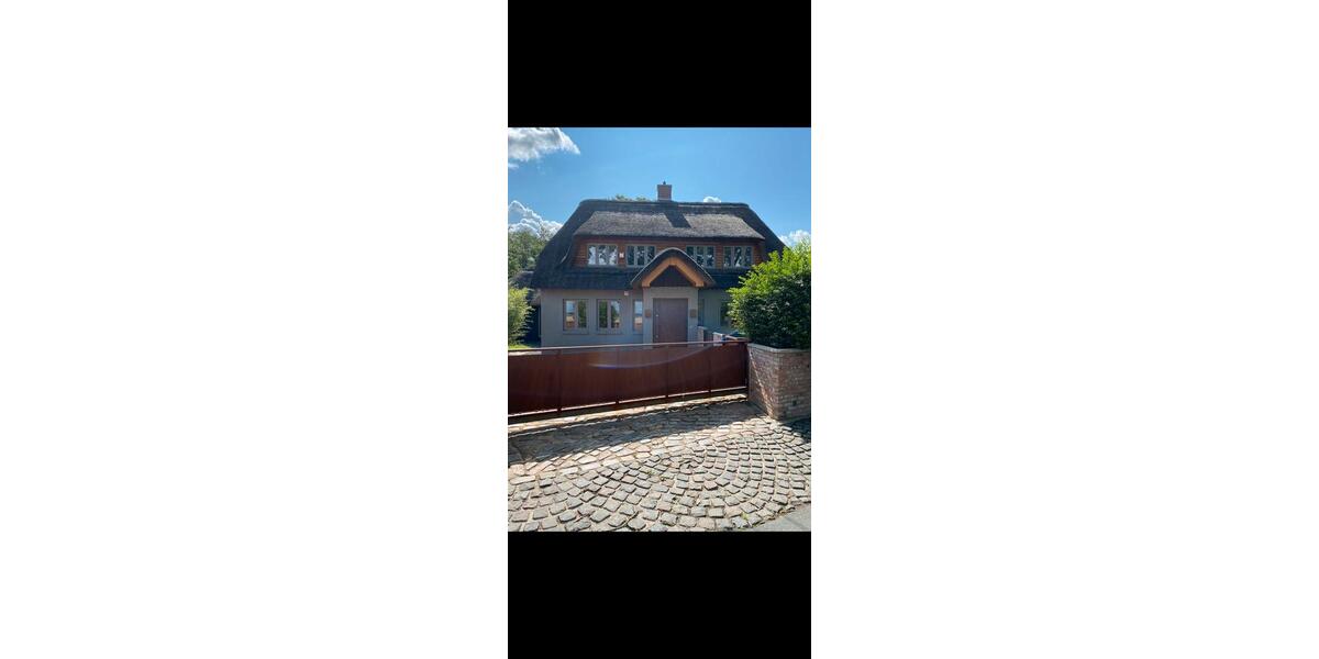 EXCLUSIVES REETDACH-LANDHAUS Nähe Hamburg 5 zimmer