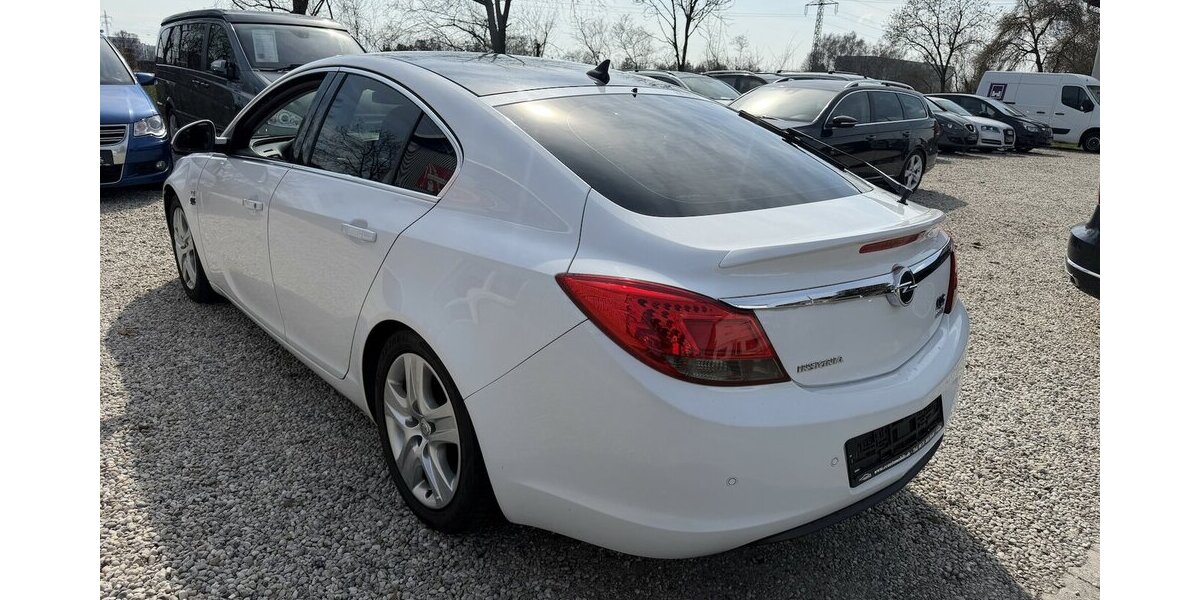 Opel Insignia OPC Line 2.0 DTCI Navi PDC SHZ AHK 245.100 km 3.500 &euro; Altdorf 84032