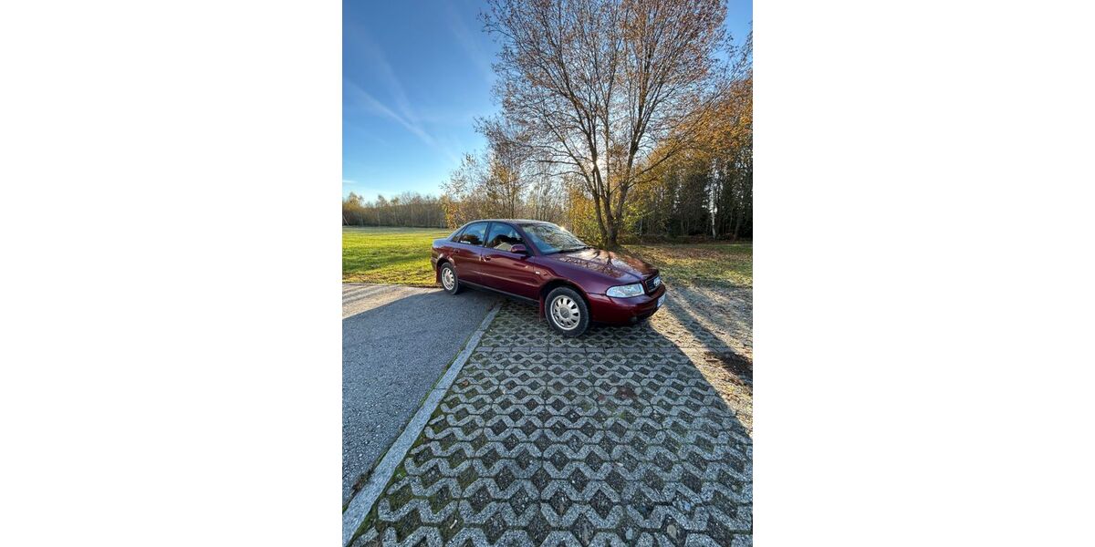 Audi A4 242.000 km 2.300 &euro; Hohenau 94545
