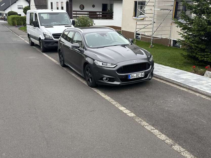 Ford Mondeo 185.000 km 7.800 € Hattert 57644