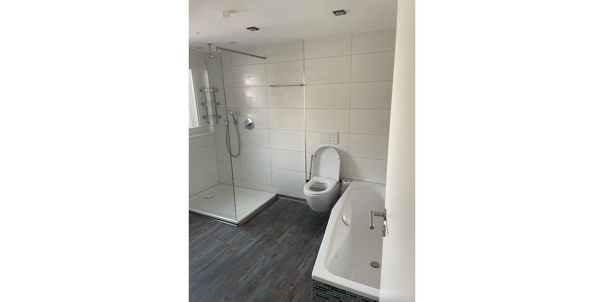 Mehrfamilienhaus, Wohnhaus Weinstadt - 6 Zimmer, 130 m&sup2;, 499.000&euro; | Angebot:26103793