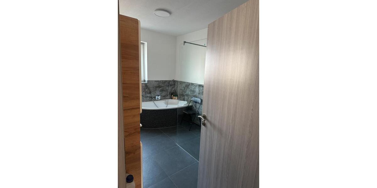 Mehrfamilienhaus, Wohnhaus Osterburken - 8 Zimmer, 239 m&sup2;, 625.000&euro; | Angebot:25753861
