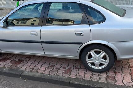 Opel Vectra 45.500 km 4.200 &euro; Frankfurt am main 60327