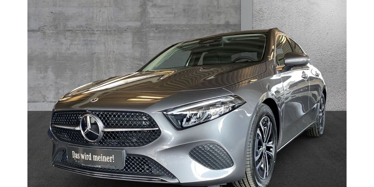 Mercedes-Benz A 180 10.000 km 32.900 &euro; Röhrnbach 94133