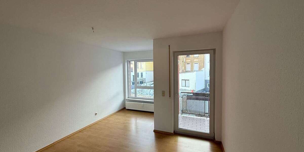 Wohnung zum Mieten in Greiz 299 € 50.1 m² 2 zimmer