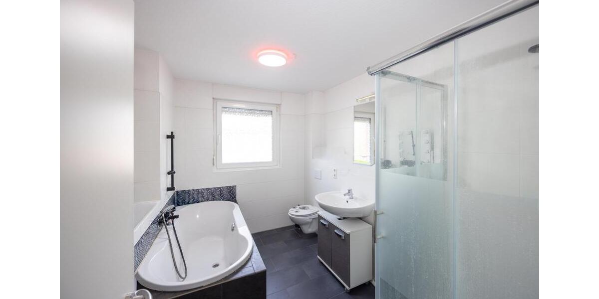 Einfamilienhaus Schwetzingen - 5 Zimmer, 162 m&sup2;, 2.500&euro; | Angebot:25147944