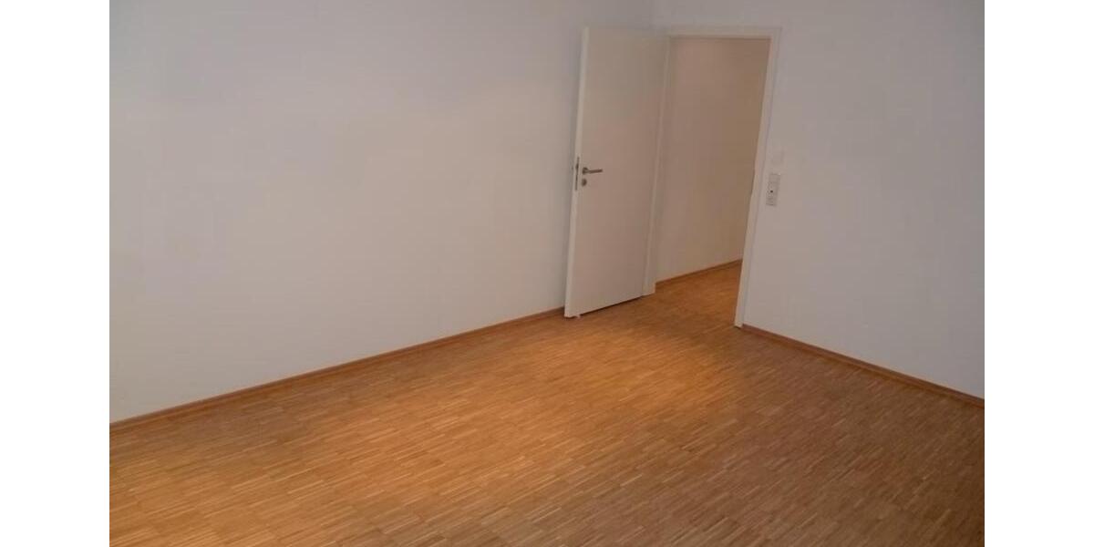 Erdgeschoßwohnung Würzburg Heuchelhof - 2 Zimmer, 70 m&sup2;, 429.000&euro; | Angebot:26395606
