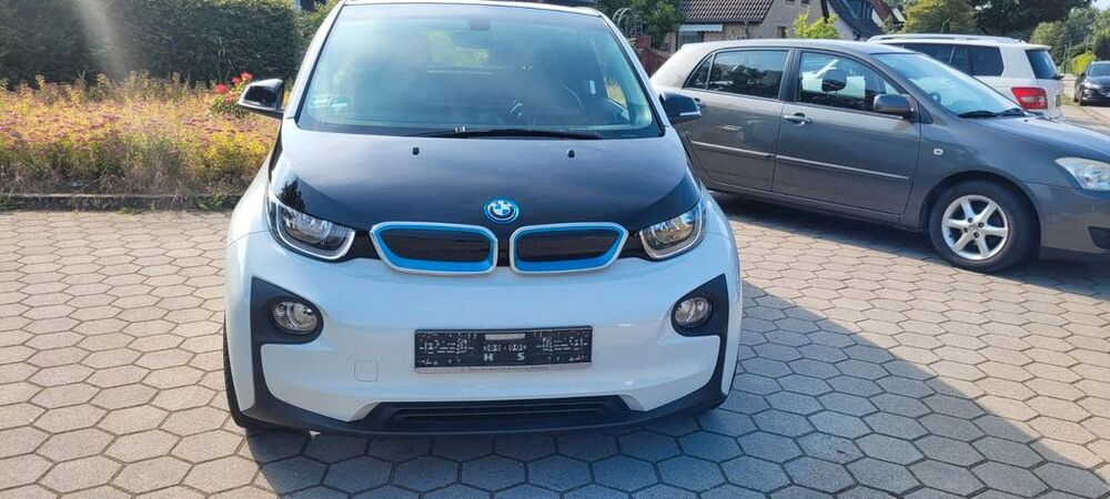 i3