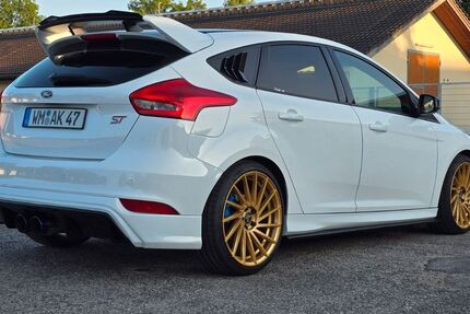 Ford Focus 87.000 km 16.700 &euro; Weilheim in oberbayern 82362
