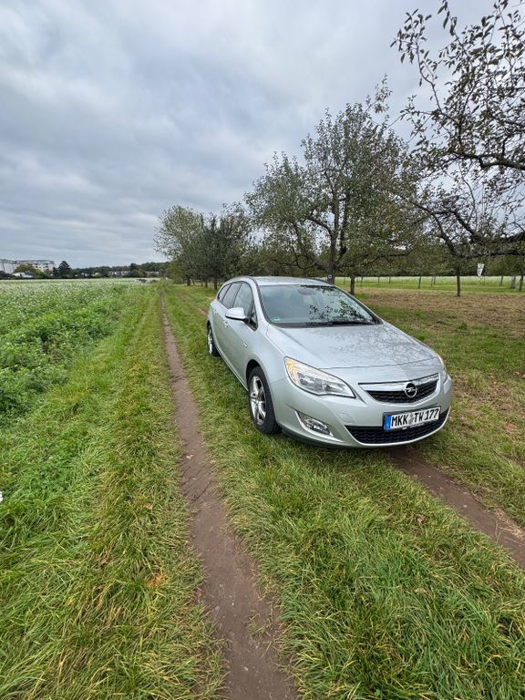 Opel Astra 126.000 km 5.499 € Rodenbach 63517