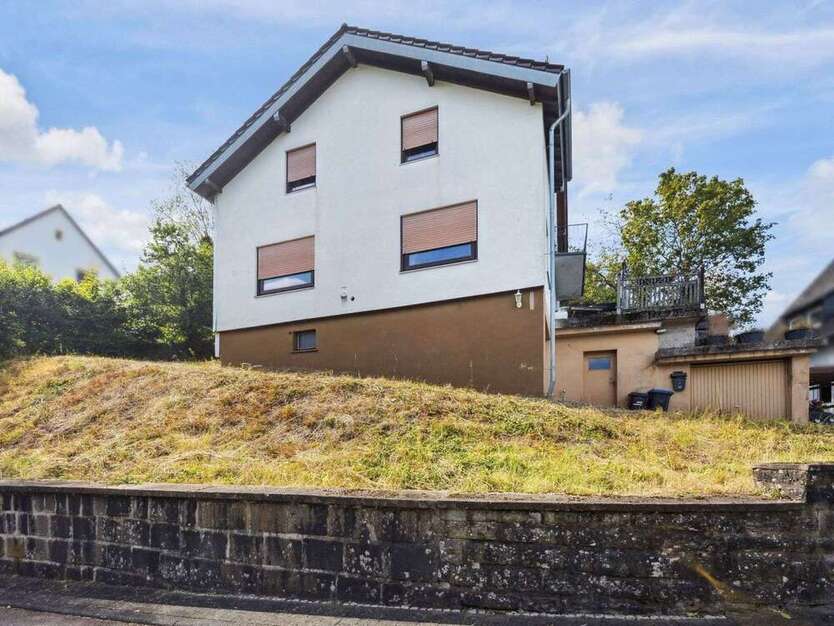 Haus zum Kaufen in Jünkerath 199.000 € 205.02 m²