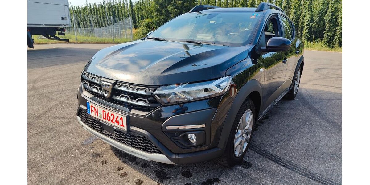 Dacia Sandero 72.000 km 11.990 &euro; Tettnang 88069