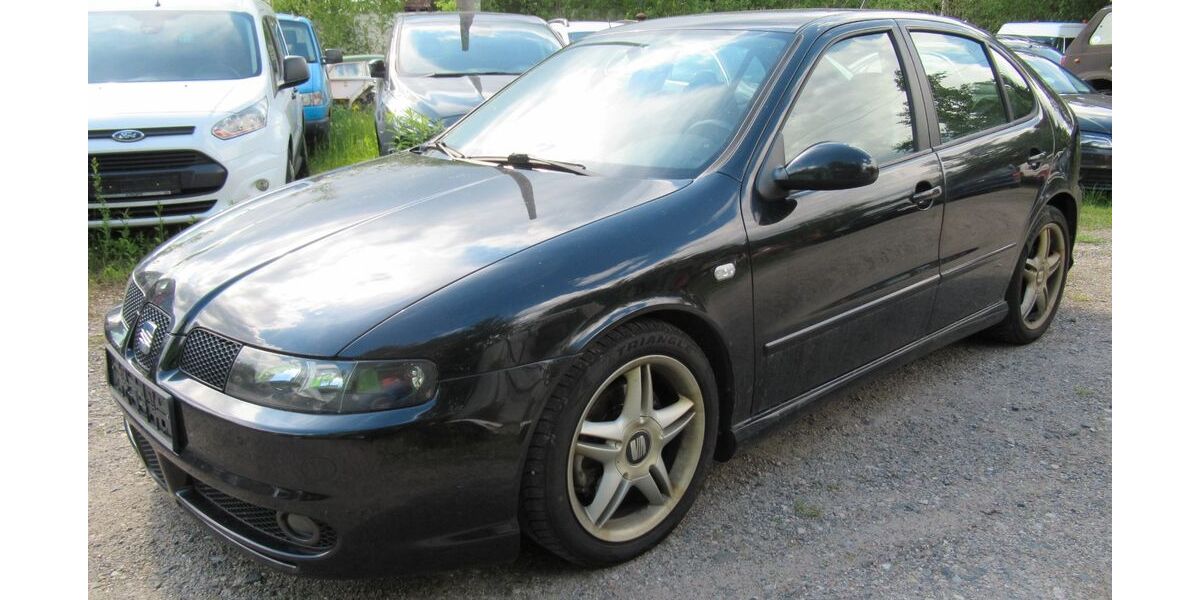Seat Leon 229.000 km 3.450 &euro; Eisfeld 98673