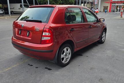 Skoda Fabia 91.000 km 4.650 &euro; Berlin 13403