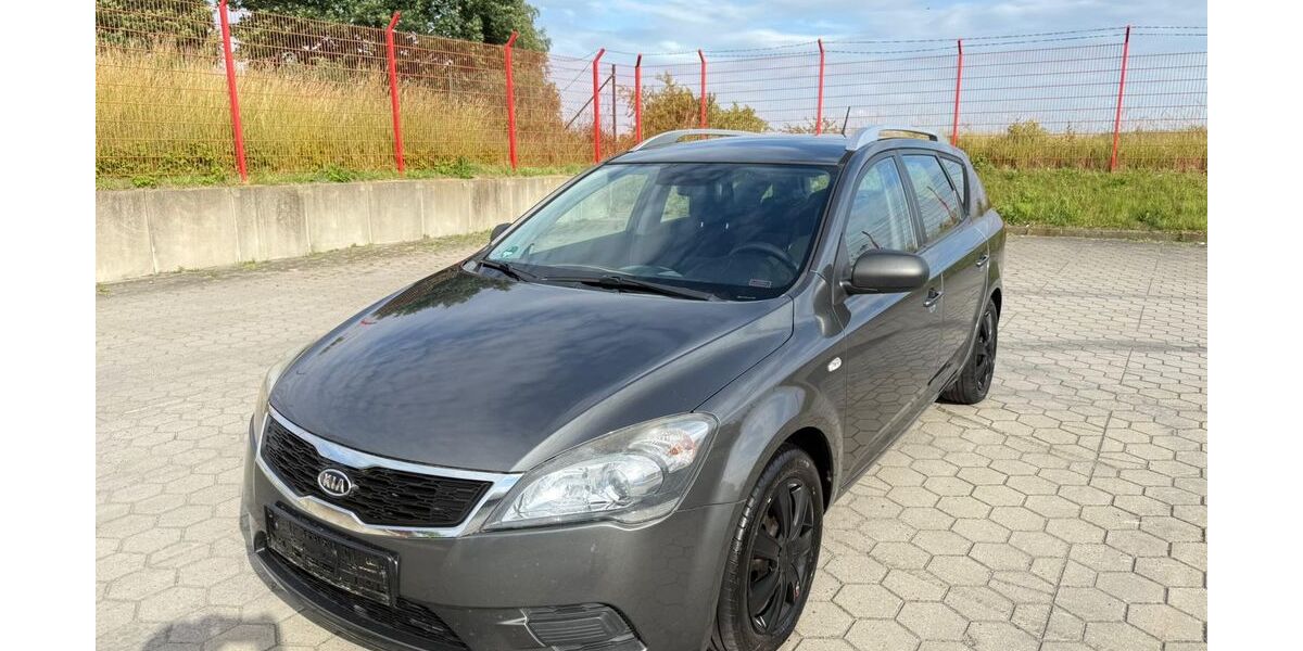 Kia ceed / Ceed 220.000 km 2.599 &euro; werneuchen 16356
