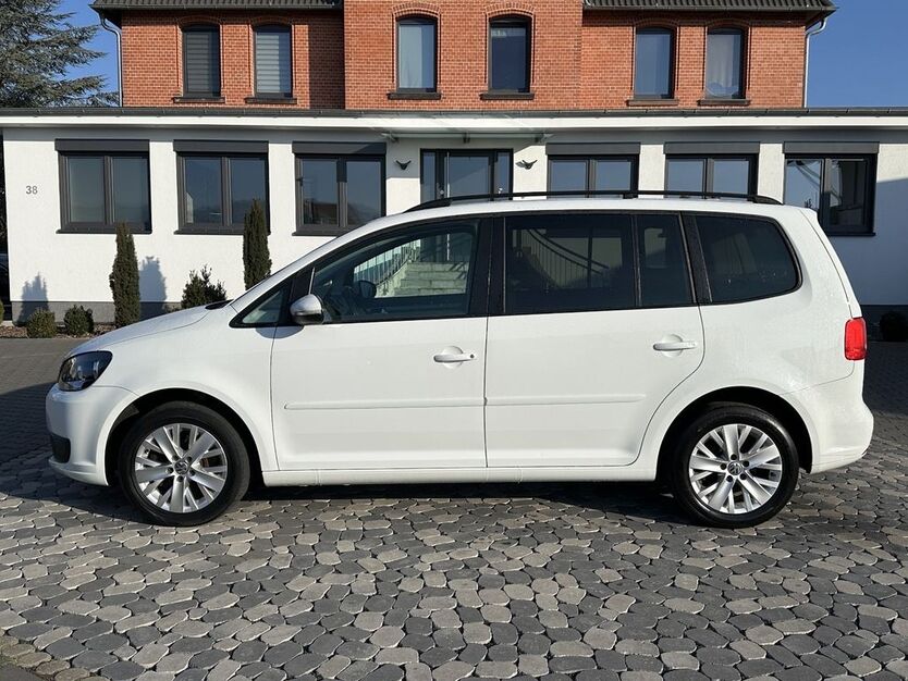 VW Touran 253.000 km 7.250 € Neuenstein 36286