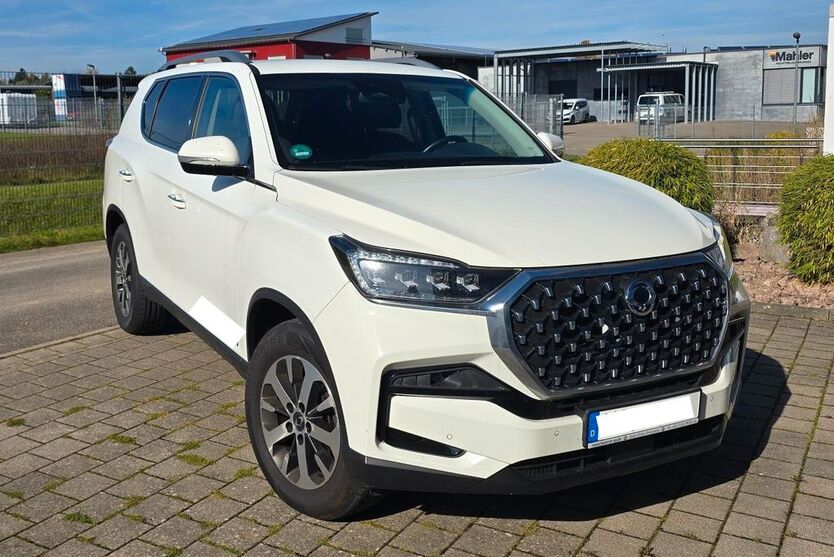 SsangYong REXTON 124.000 km 22.999 € Dauchingen 78083