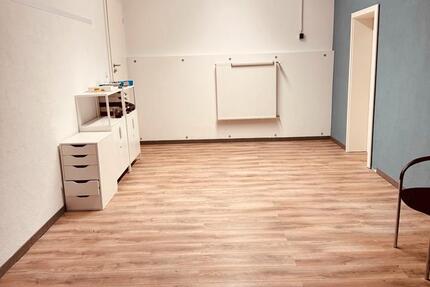 Modernes Büro in Wilnsdorf Ortsteil zimmer