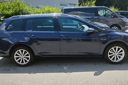 VW Golf 130.523 km 9.800 &euro; München 81243