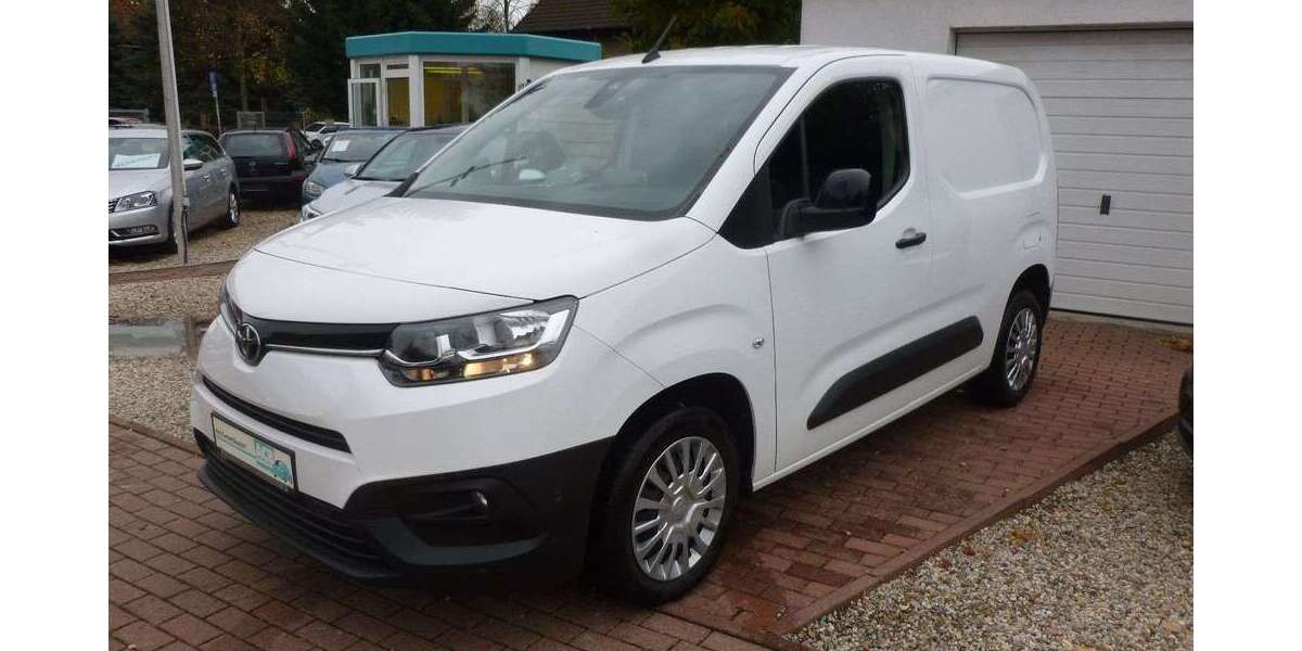Toyota Proace 83.362 km 14.900 &euro; Berlin 12683