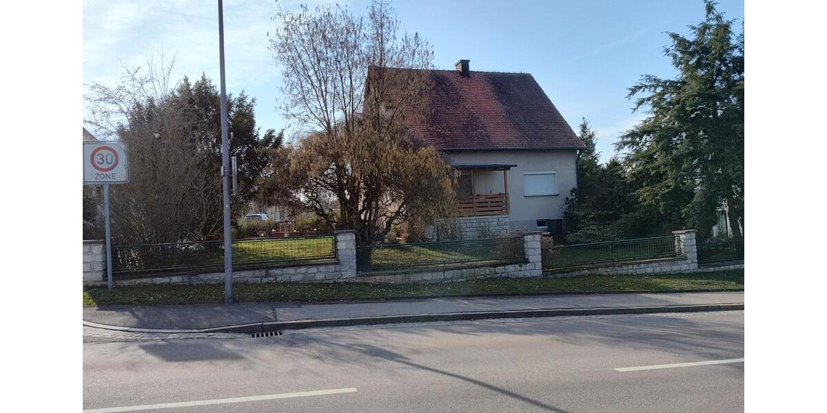 Einfamilienhaus Vilseck - 5 Zimmer, 110 m&sup2;, 298.000&euro; | Angebot:25757316