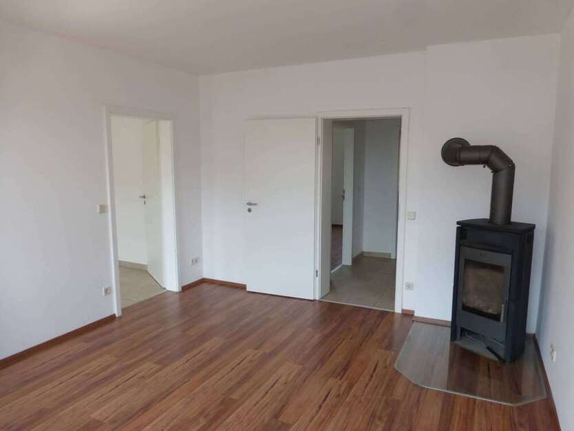 Wohnung zum Mieten in Lichtenstein 350 € 56 m²