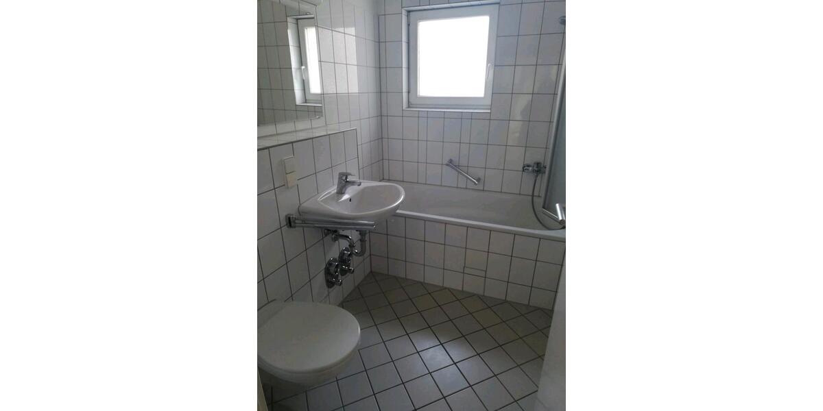 Etagenwohnung Karlsruhe Südstadt - 1 Zimmer, 15 m&sup2;, 520&euro; | Angebot:26041971