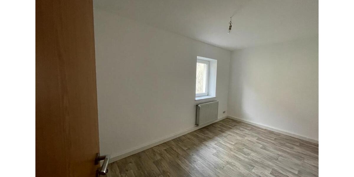 Terrassenwohnung Weinböhla - 3.5 Zimmer, 109 m&sup2;, 1.035&euro; | Angebot:26665619