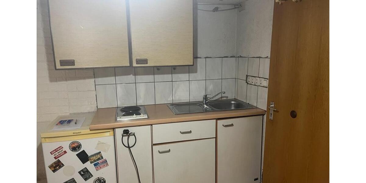 Erdgeschoßwohnung Eningen unter Achalm - 1 Zimmer, 15 m&sup2;, 400&euro; | Angebot:24740460