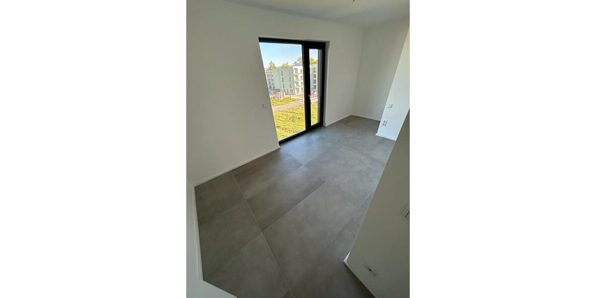 Einfamilienhaus Aschaffenburg Damm - 3 Zimmer, 116 m&sup2;, 1.750&euro; | Angebot:26271383