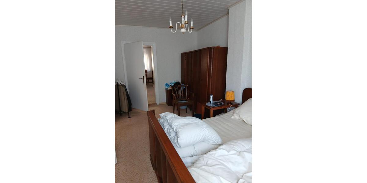 Einfamilienhaus Belgern-Schildau Schildau - 9 Zimmer, 215 m&sup2;, 130.000&euro; | Angebot:26368252