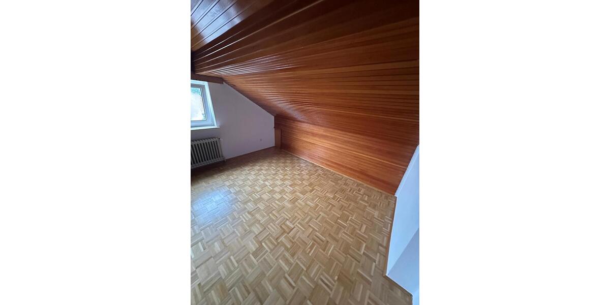 Dachgeschoßwohnung Wolfhagen - 3 Zimmer, 68 m&sup2;, 550&euro; | Angebot:26326797