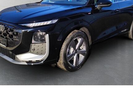 Audi Q3 3.500 km 44.888 &euro; Berlin 13581