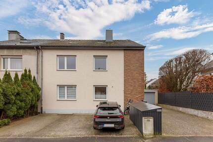 Solides 3-Familienhaus in ruhiger Lage von Pulheim - im südlichen Bereich von Stommeln 8 zimmer