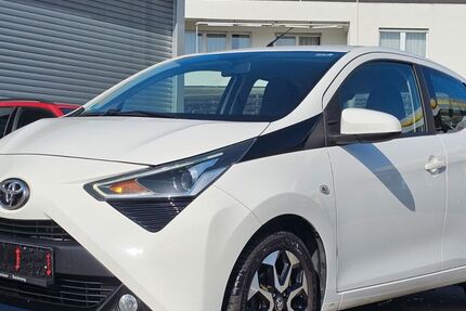 Toyota Aygo (X) 131.051 km 8.500 &euro; Leonberg 71229
