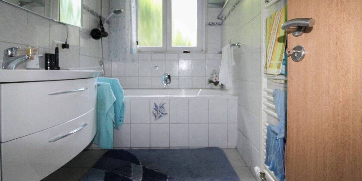 Einfamilienhaus Albstadt Ebingen - 9 Zimmer, 180 m&sup2;, 219.000&euro; | Angebot:26909485