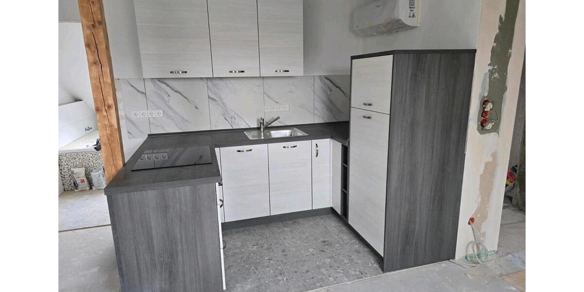 Dachgeschoßwohnung Östringen - 3 Zimmer, 68 m&sup2;, 900&euro; | Angebot:25402470