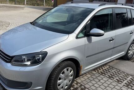 VW Touran 195.000 km 2.390 &euro; Bad Bayersoien 82435