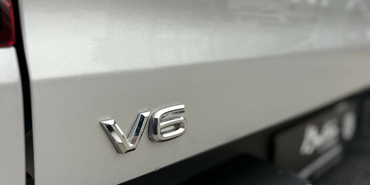 VW Amarok 4Motion V6 360°/NAVI/STANDHZ/SHZ/DAB+/AHK 41.134 km 45.900 &euro; Villingen-Schwenningen 78054