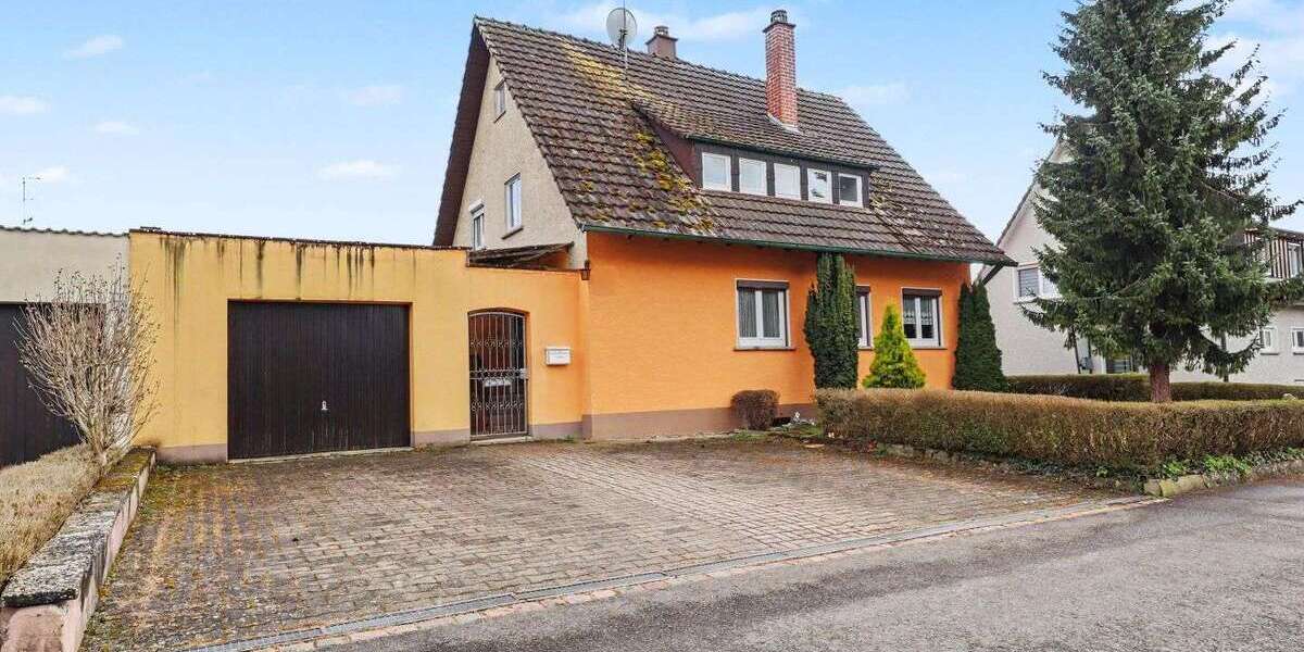 Einfamilienhaus Singen - 6 Zimmer, 108 m&sup2;, 349.000&euro; | Angebot:26400857