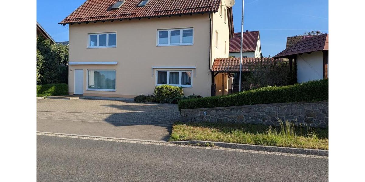 Einfamilienhaus Torgau - 8 Zimmer, 200 m&sup2;, 320.000&euro; | Angebot:26261215