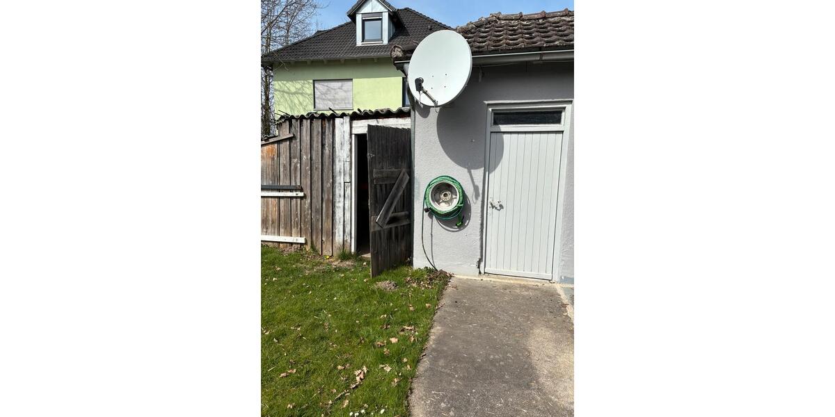 Erdgeschoßwohnung Geisenfeld - 4 Zimmer, 100 m&sup2;, 1.100&euro; | Angebot:25935693