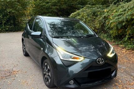 Toyota Aygo (X) 70.000 km 8.400 &euro; Hamburg 22397