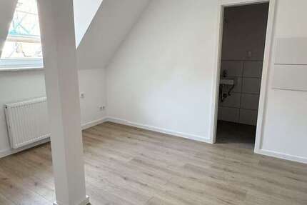 Wohnung zum Mieten in Nürnberg 320 € 16 m²
