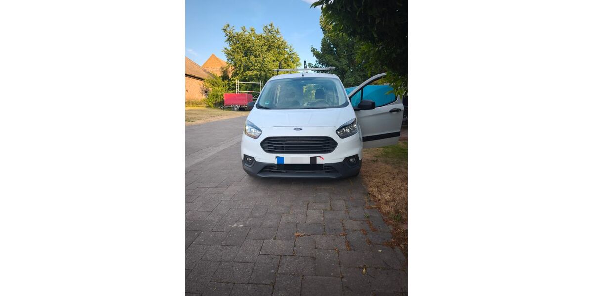 Ford Transit Courier 108.000 km 8.550 &euro; Badenheim 55576