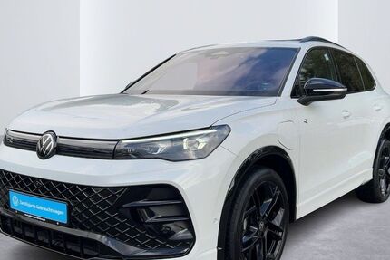 VW Tiguan 14.093 km 53.950 &euro; Hamburg 22111