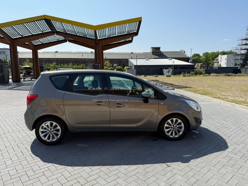Opel Meriva 98.999 km 5.999 € Dinslaken 46537