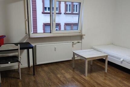 Helle 1-Zimmer-Wohnung in Mannheim-Neckarau zu vermieten (nah zur zimmer
