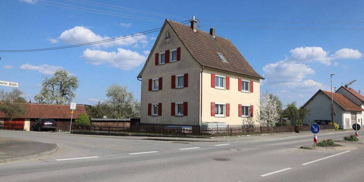 Mehrfamilienhaus, Wohnhaus Ebersbach-Musbach Ebersbach - 7 Zimmer, 200 m&sup2;, 515.000&euro; | Angebot:26228701